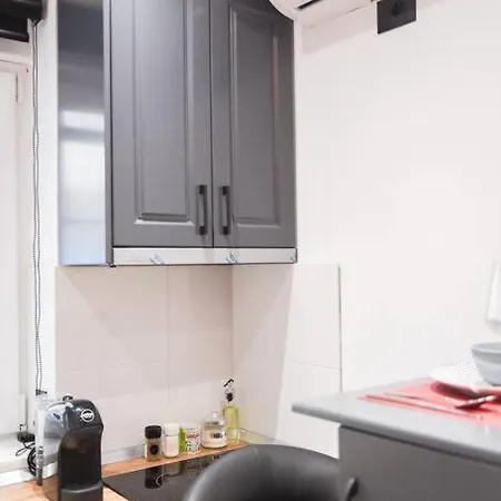 Center 14 - Way Apartment *